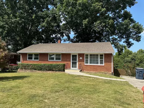 4403 Glenn Ridge Rd NW, Roanoke, VA 24017