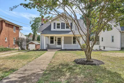 2048 Mountain View Ter SW, Roanoke, VA 24015