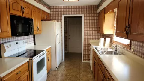 Kitchen - 301 Dustys Rd, Covington, VA 24426 photo 1 of 1