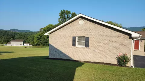 Exterior - 301 Dustys Rd, Covington, VA 24426 photo 2 of 6