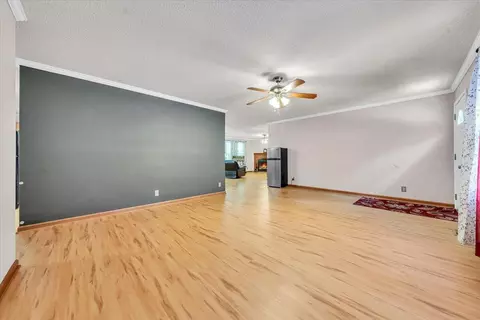 1291 Menefee Dr, Goode, VA 24556 photo 5