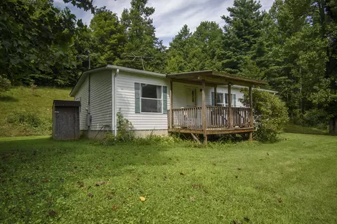 618 Countyline Church Rd SE, Floyd, VA 24091
