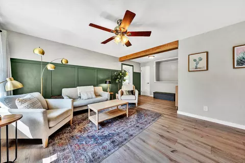 Living - 2829 Sample Ave SE, Roanoke, VA 24014 photo 2 of 2