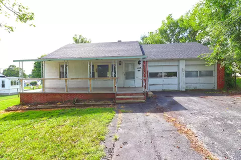 7460 Ridge Rd, Fairlawn, VA 24141