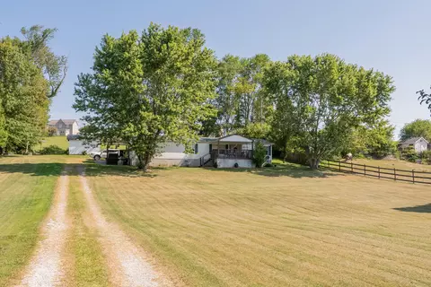 162 Hazelnut Ln, Rural Retreat, VA 24368