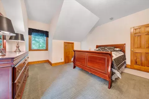 Bedroom - 1056 Vfw Rd, Patrick Springs, VA 24133 photo 6 of 10
