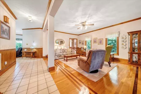 Entry Way - 1056 Vfw Rd, Patrick Springs, VA 24133 photo 2 of 6