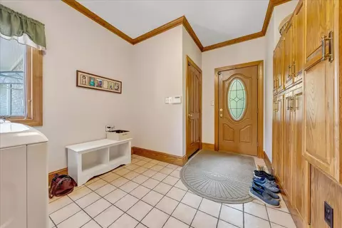 Entry Way - 1056 Vfw Rd, Patrick Springs, VA 24133 photo 4 of 6