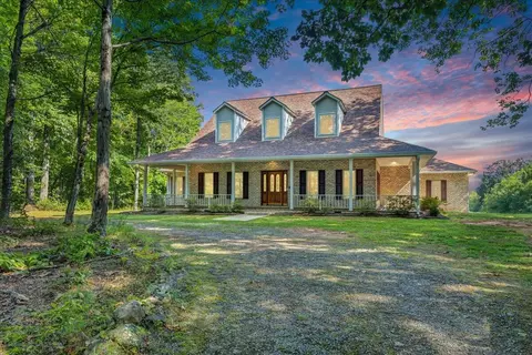 1056 Vfw Rd, Patrick Springs, VA 24133