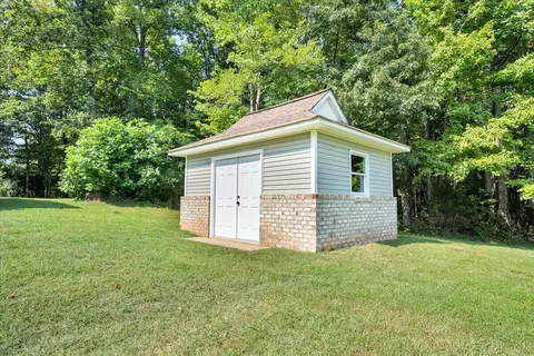 Exterior - 1056 Vfw Rd, Patrick Springs, VA 24133 photo 6 of 16