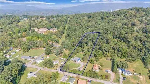 908 E Dolly Ann Dr, Covington, VA 24426 photo 49