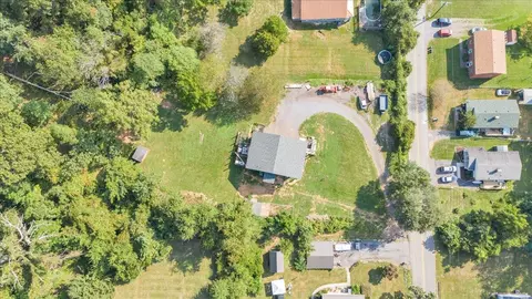 908 E Dolly Ann Dr, Covington, VA 24426 photo 60
