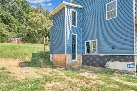 908 E Dolly Ann Dr, Covington, VA 24426 photo 41