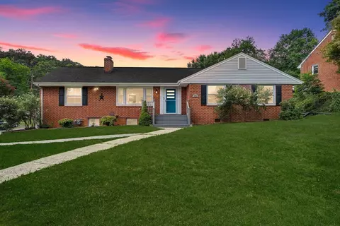 3004 Grandin Rd, Roanoke, VA 24018