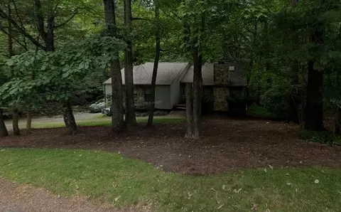 6216 Corntassel Ln, Roanoke, VA 24018