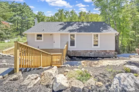 728 Shelbourne Ave, Vinton, VA 24179