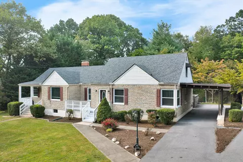 3759 View Ave, Roanoke, VA 24018