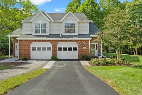 7281 Scarlet Oak Dr, Roanoke, VA 24019