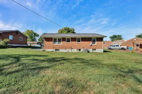 3845 Fleming Ave NE, Roanoke, VA 24012 photo 16