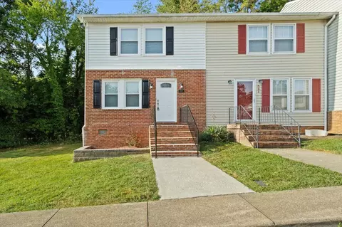 539 Westminister Ln, Salem, VA 24153