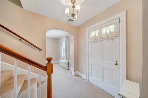 2131 Wayne St NE, Roanoke, VA 24012 photo 2