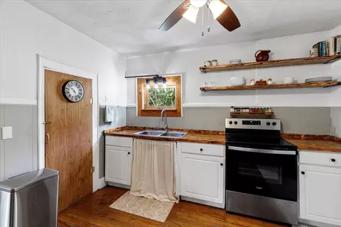 Kitchen - 2938 N Fork Rd, Elliston, VA 24087 photo 2 of 2