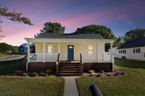 930 Forest St, Christiansburg, VA 24073