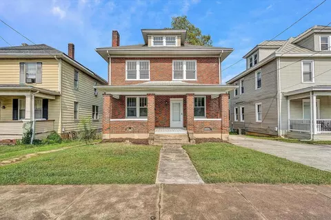 614 Murray Ave SE, Roanoke, VA 24013