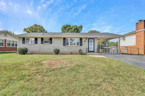 31 Frances Dr NW, Roanoke, VA 24017