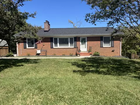 7021 Brookview Rd, Roanoke, VA 24019