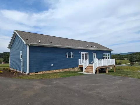 173 Long Level Rd SW, Floyd, VA 24091 photo 3