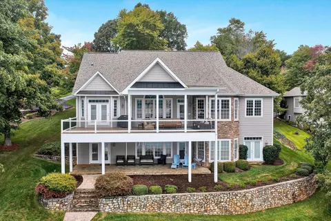 25 Westridge Ln, Union Hall, VA 24176