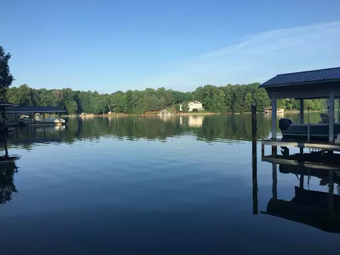 105 Windward Dr, Moneta, VA 24121 photo 22