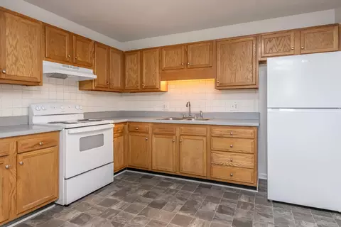 220 8th St, Vinton, VA 24179 photo 3