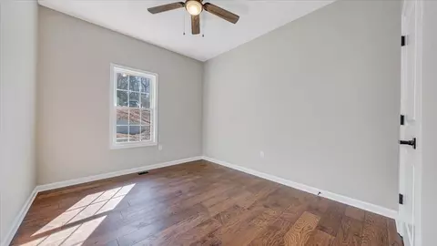 132 Chenault St, Buchanan, VA 24066 photo 17