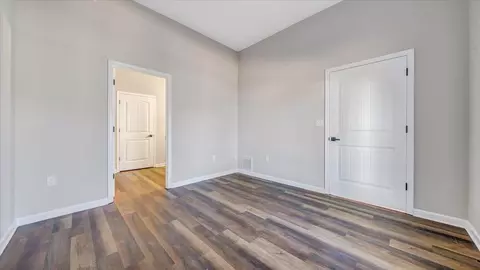 132 Chenault St, Buchanan, VA 24066 photo 22