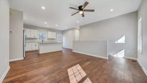132 Chenault St, Buchanan, VA 24066 photo 2