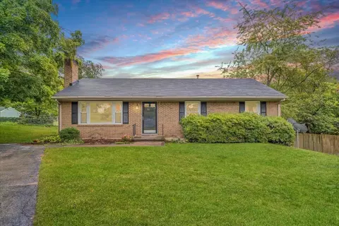 5219 Foxtail Ln, Roanoke, VA 24019