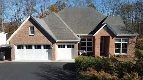 146 Cambridge Ct, Hardy, VA 24101
