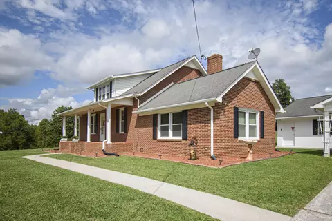 116 Stones Dairy Rd, Martinsville, VA 24112