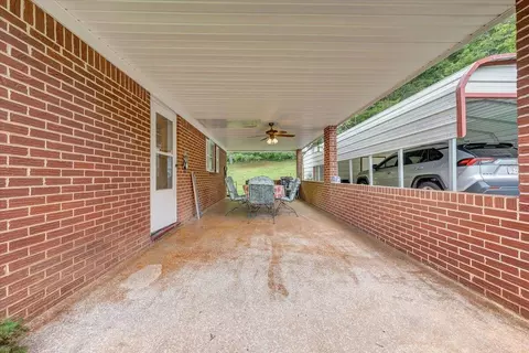 Exterior - 6475 Dry Hill Rd, Ferrum, VA 24088 photo 2 of 9