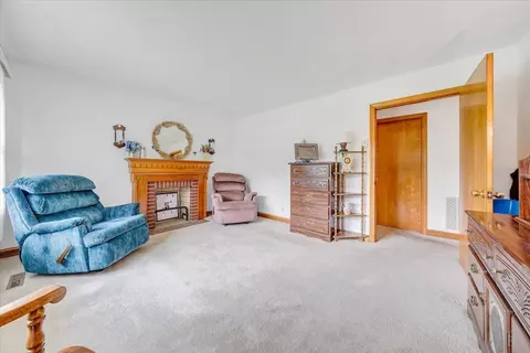 Living - 6475 Dry Hill Rd, Ferrum, VA 24088 photo 3 of 4