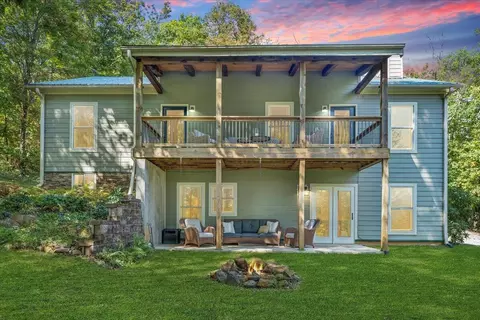 1356 Peaks Shadow Rd, Bedford, VA 24523