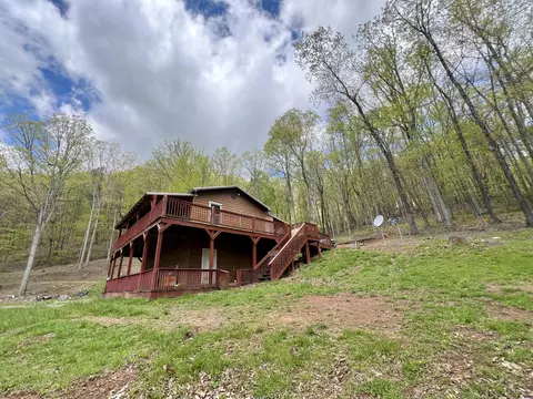 3002 Old Waiteville Rd, New Castle, VA 24127