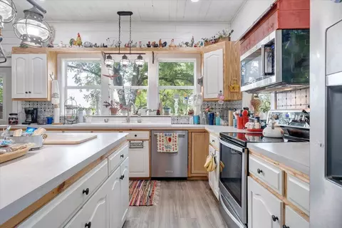 Kitchen - 568 Moores Mill Rd, Ridgeway, VA 24148 photo 5 of 8