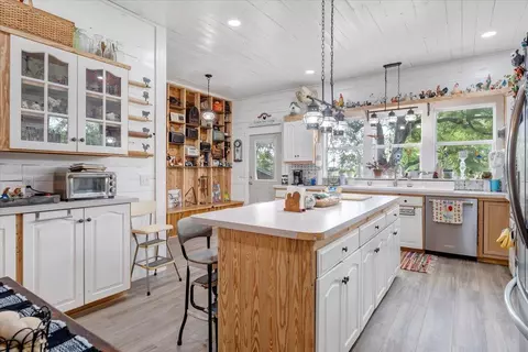 Kitchen - 568 Moores Mill Rd, Ridgeway, VA 24148 photo 6 of 8