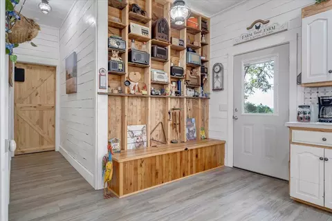 Entry Way - 568 Moores Mill Rd, Ridgeway, VA 24148 photo 5 of 5
