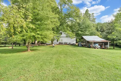 Exterior - 568 Moores Mill Rd, Ridgeway, VA 24148 photo 9 of 17