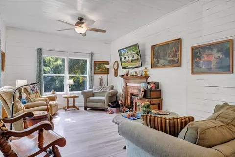 Living - 568 Moores Mill Rd, Ridgeway, VA 24148 photo 2 of 4
