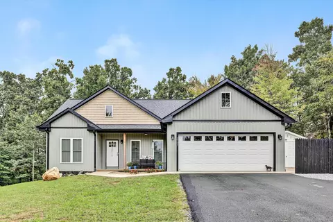2303 Falling Creek Rd, Bedford, VA 24523